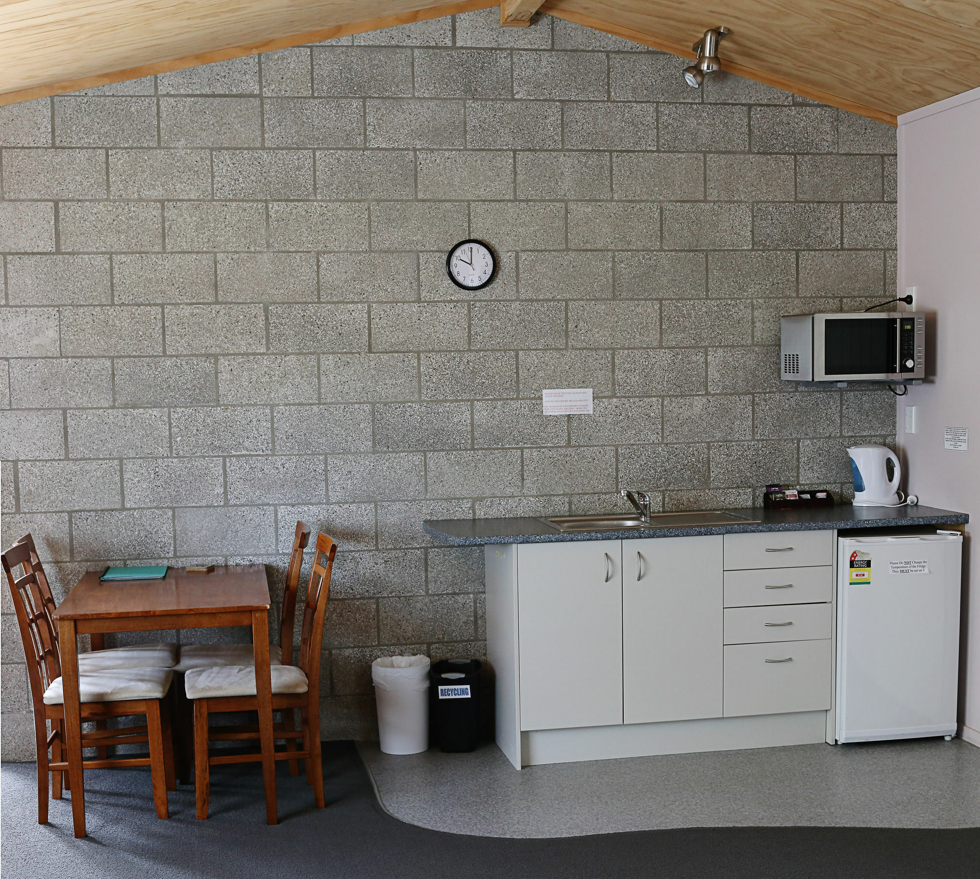 Abbey Court Motel Coromandel Экстерьер фото